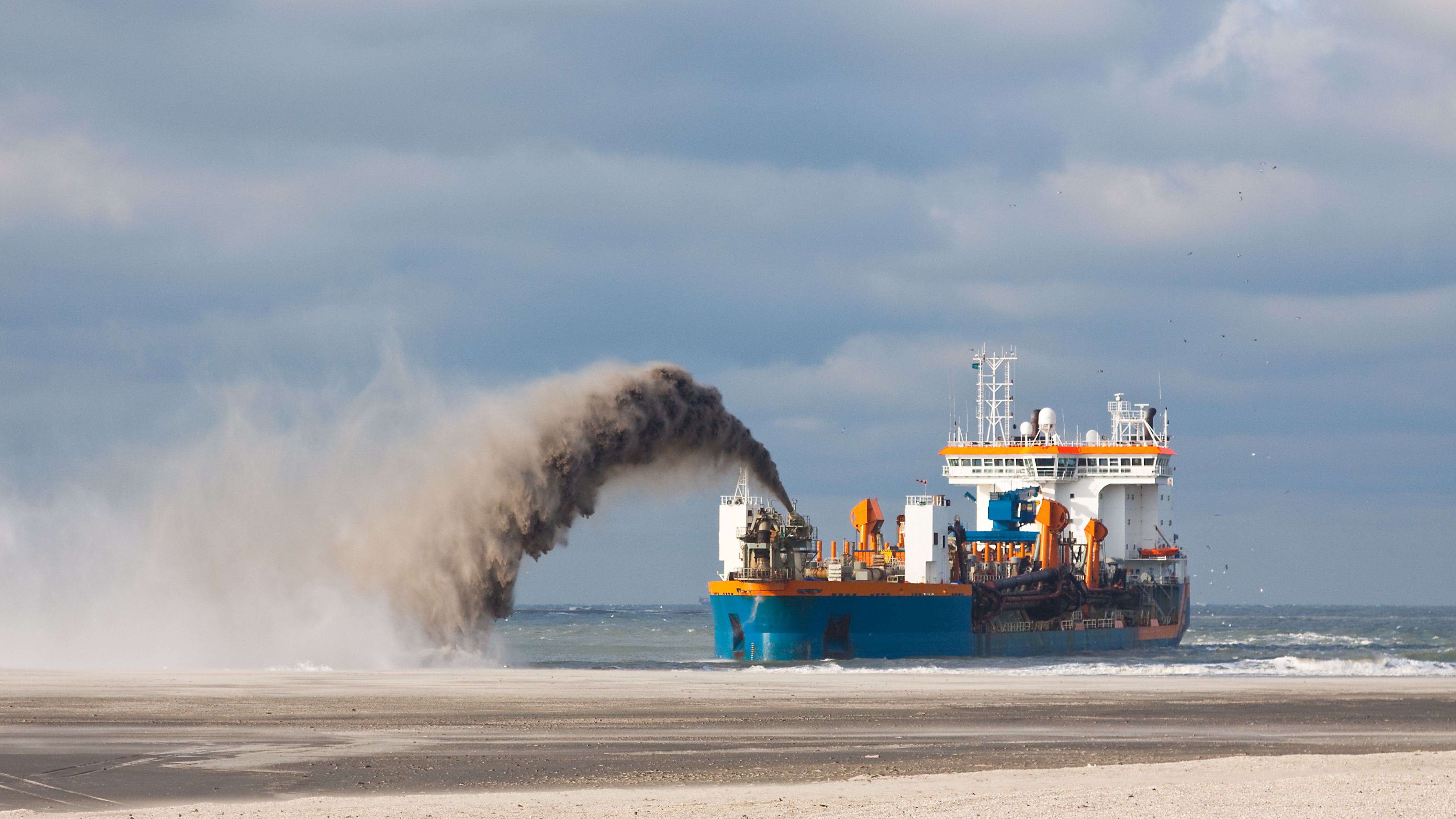 dredging-hires